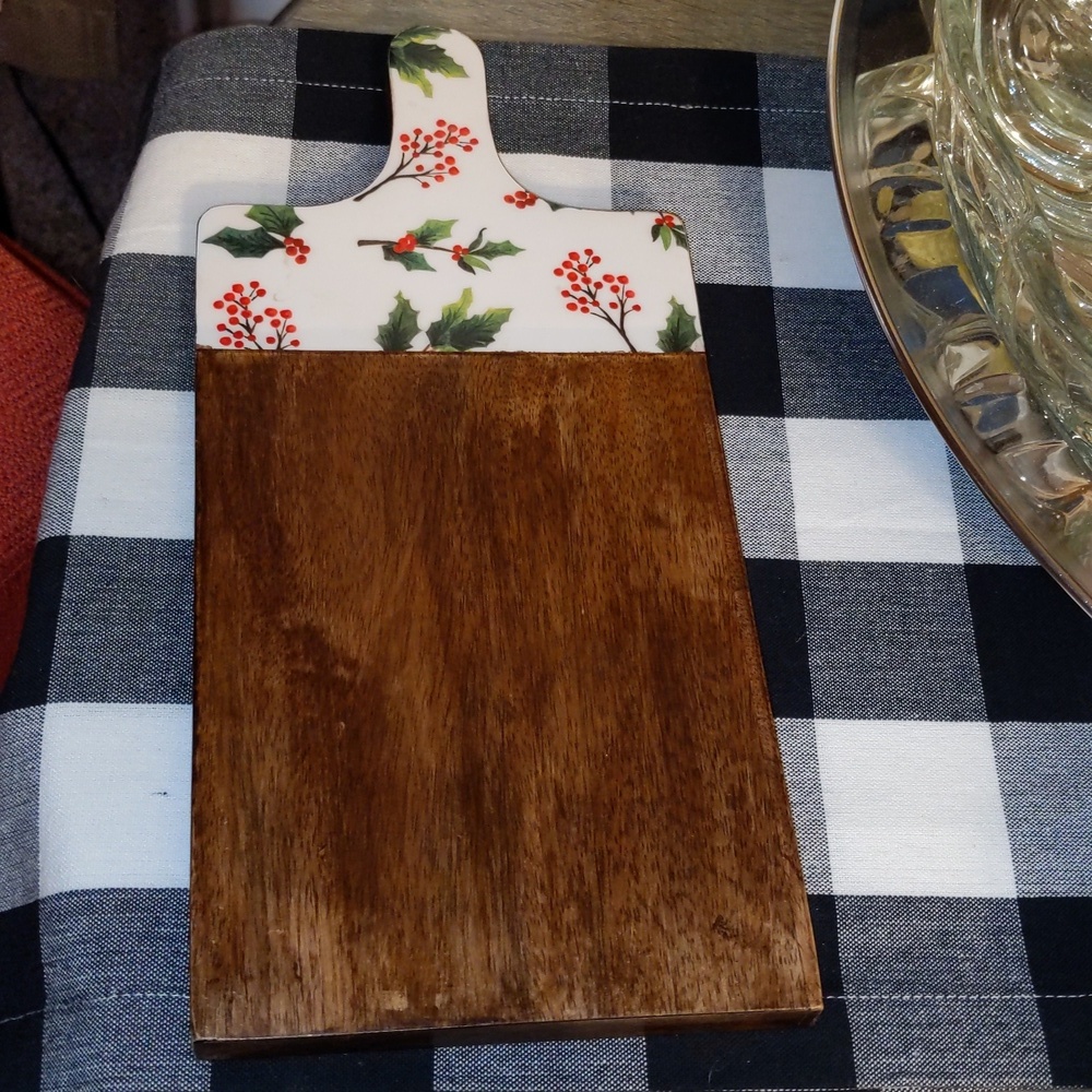 Charcuterie Holly Berry Plaid Christmas Dolly Parton Mango Wood Paddle Boards - Picture 5 of 7